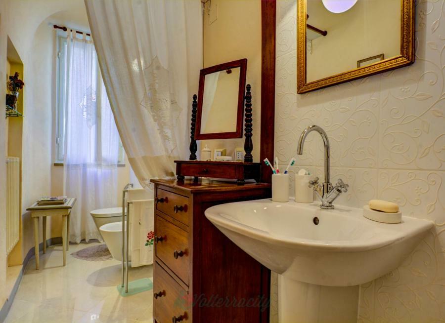 Residenza Storica Palazzo Ricciarelli Villa Volterra Eksteriør billede