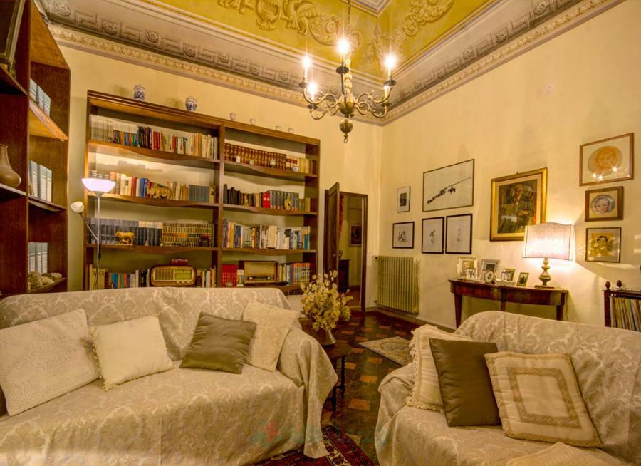 Residenza Storica Palazzo Ricciarelli Villa Volterra Eksteriør billede